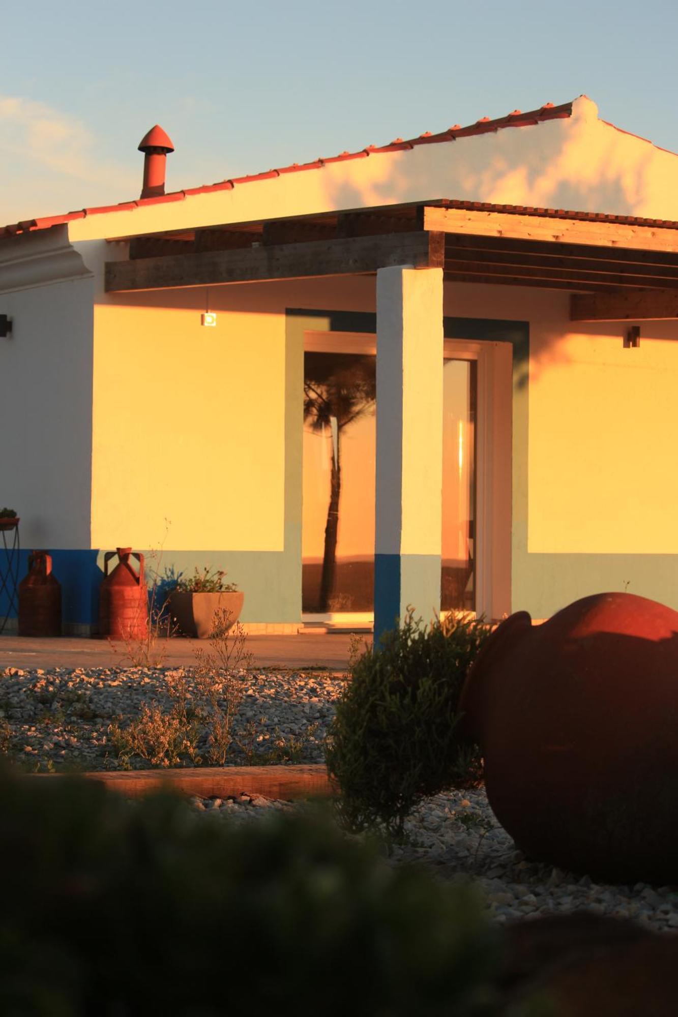 Monte Sardinha Guest House Santiago do Cacem Luaran gambar