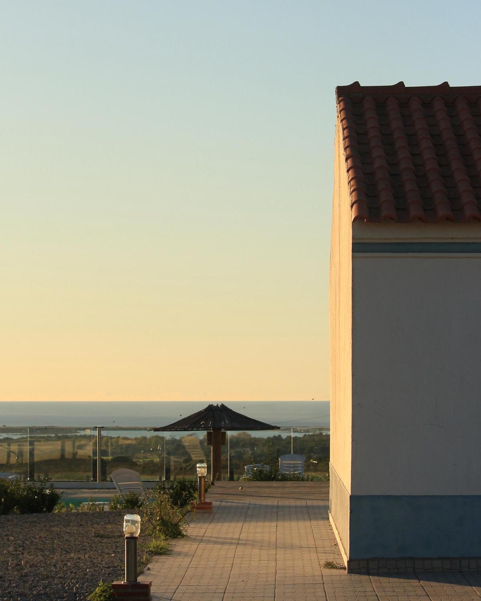 Monte Sardinha Guest House Santiago do Cacem Luaran gambar