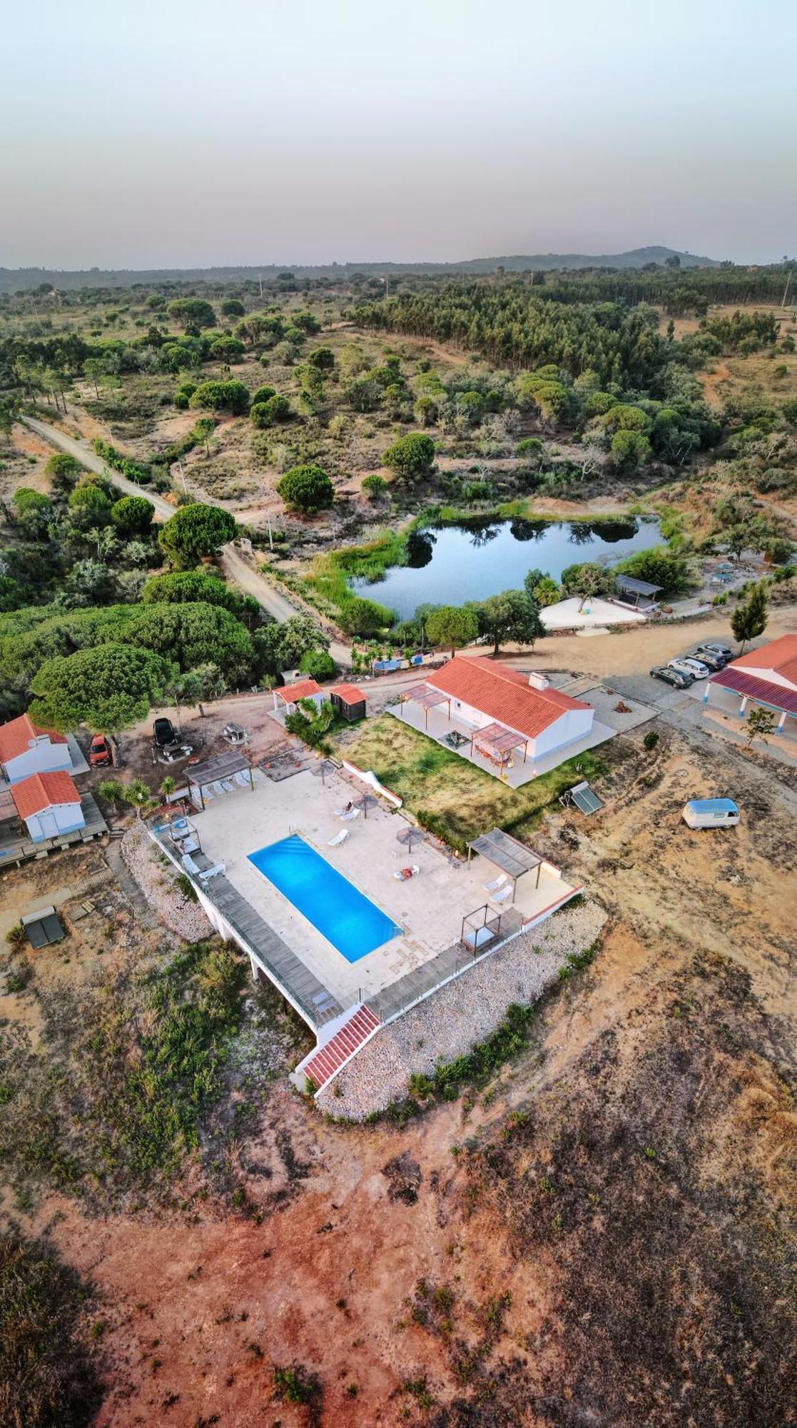 Monte Sardinha Guest House Santiago do Cacem Luaran gambar