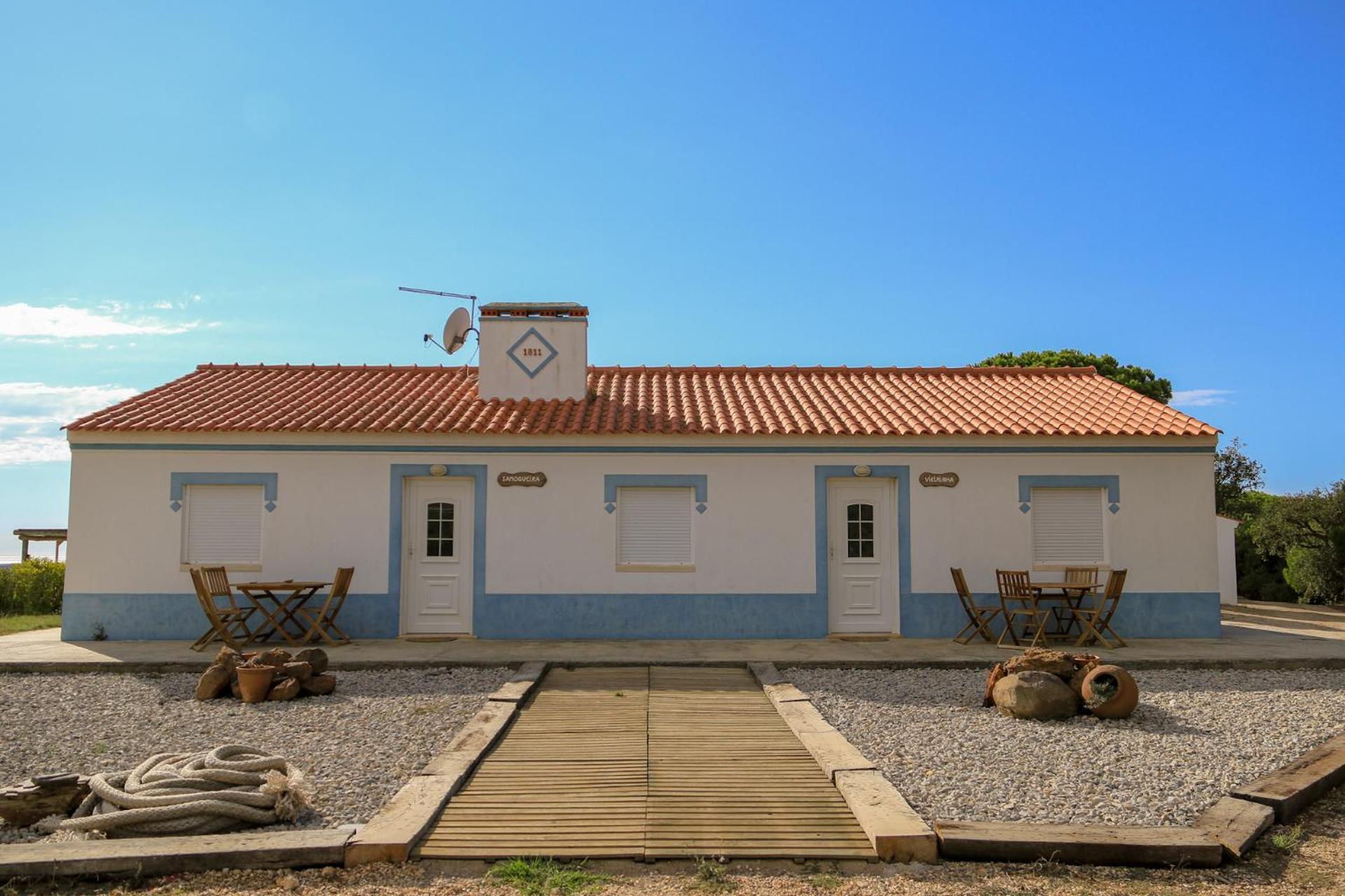 Monte Sardinha Guest House Santiago do Cacem Luaran gambar